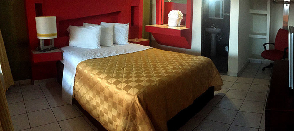 Hotel Los Altos Tijuana Exterior photo