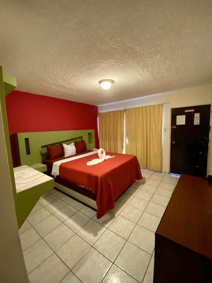 Hotel Los Altos Tijuana Exterior photo