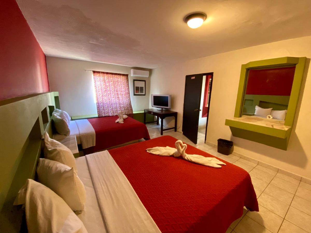 Hotel Los Altos Tijuana Exterior photo