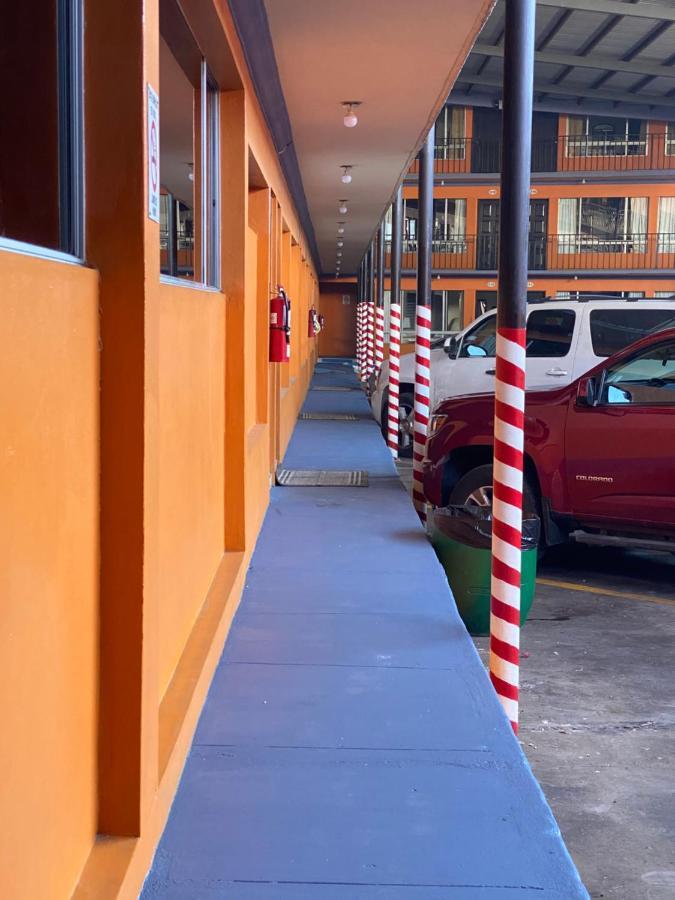 Hotel Los Altos Tijuana Exterior photo